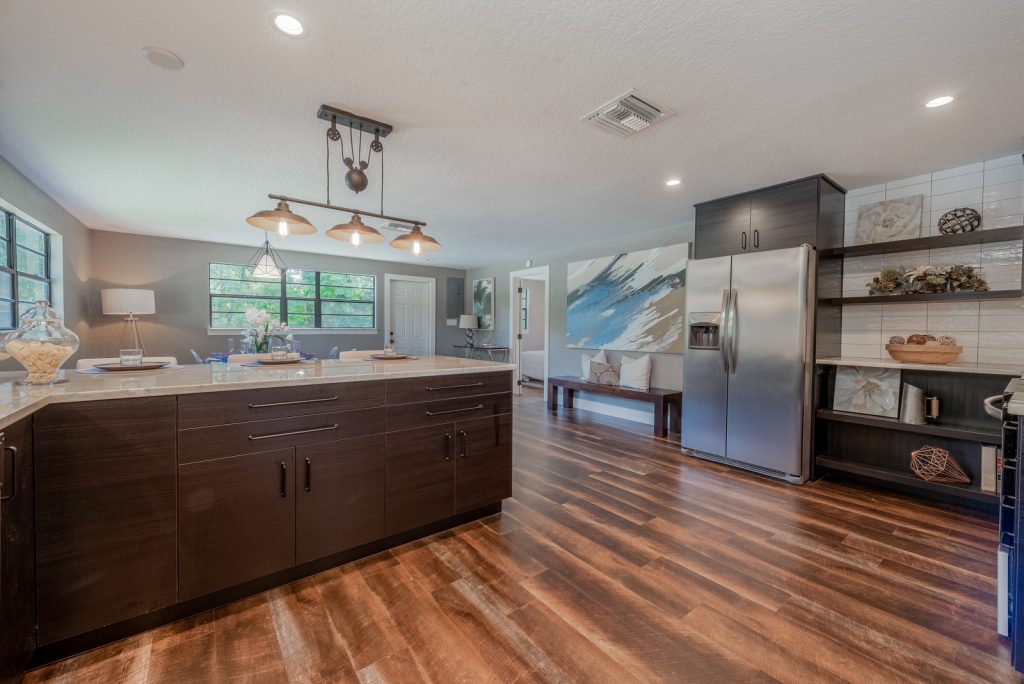 Hourglass Homes Design. Innovate. Rejuvenate.